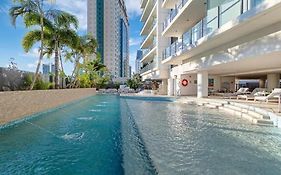 The Brass Pineapple Surfers Paradise 4217 - Wyndham Surfers Paradise